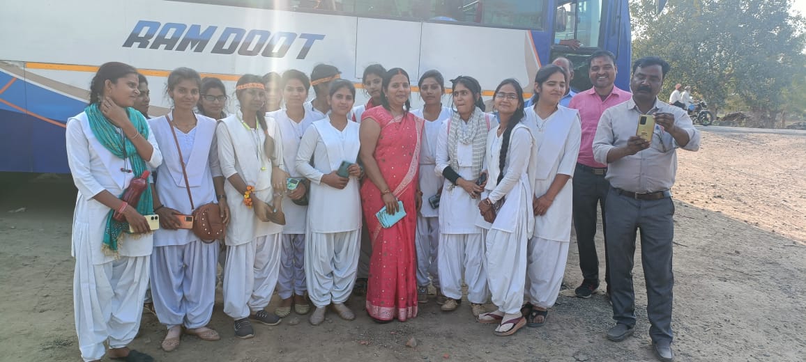 SUBHASH VIDYA MANDIR MAHAVIDYALAYA, BAHARIYABAD, GHAZIPUR  (U.P.)